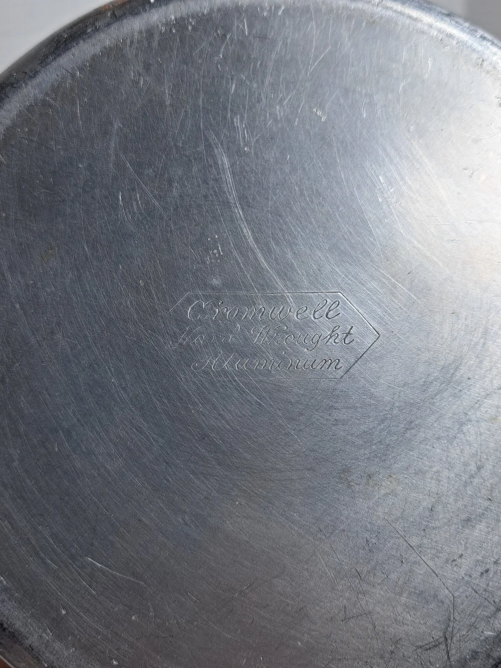 Vintage Cromwell Hand Wrought Aluminum Ice Bucket Hinged Decorated Lid Hammered